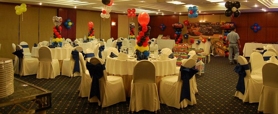 Adults Kids Furniture Rental Dubai Hire Tables Chairs For Rental
